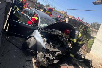 Súlyos baleset történt Kenden