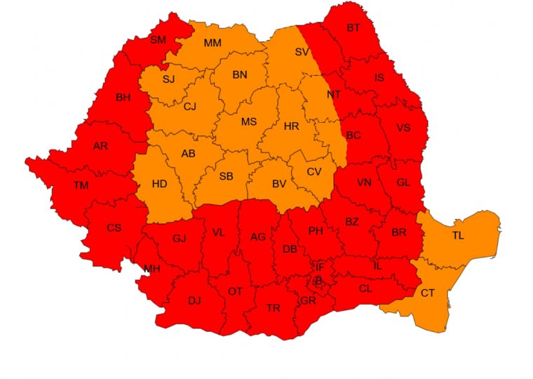 Brutális hőséget kell elviselni hétvégén