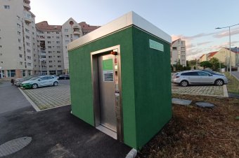 Ötszázszor már használták Csíkszereda okos közvécéjét