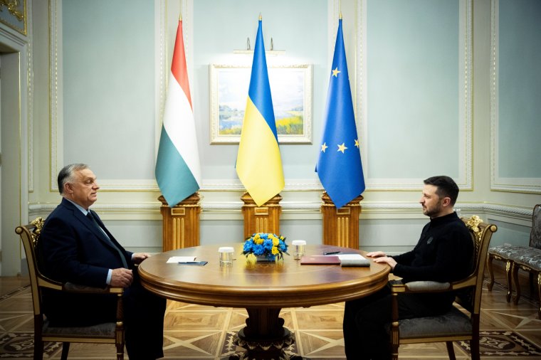 Képeken mutatjuk a történelmi Zelenszkij–Orbán találkozót