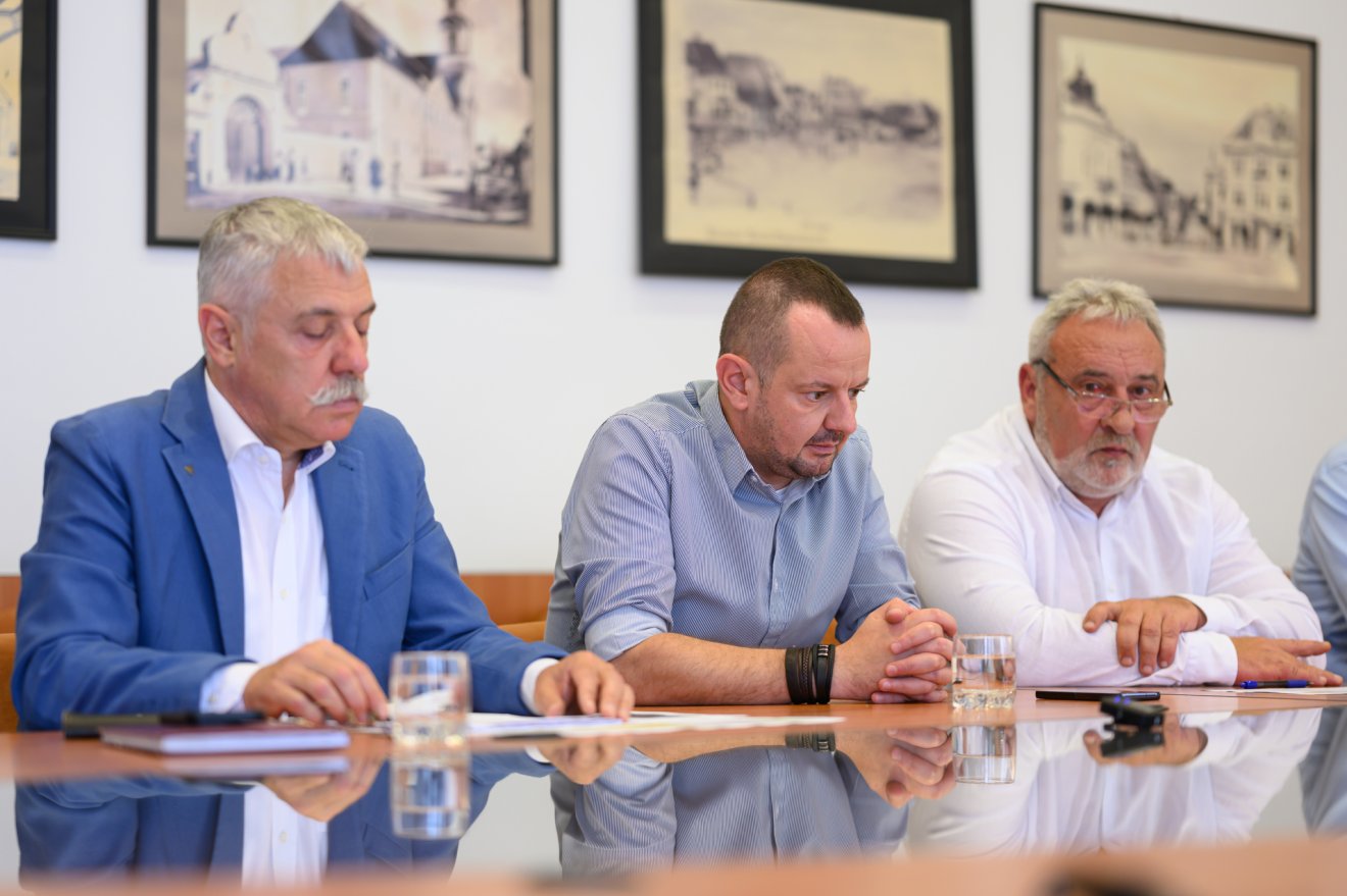 Szilveszter Szabolcs szerint a józan és döntött Kézdivásárhelyen •  Fotó: Dénes Botond