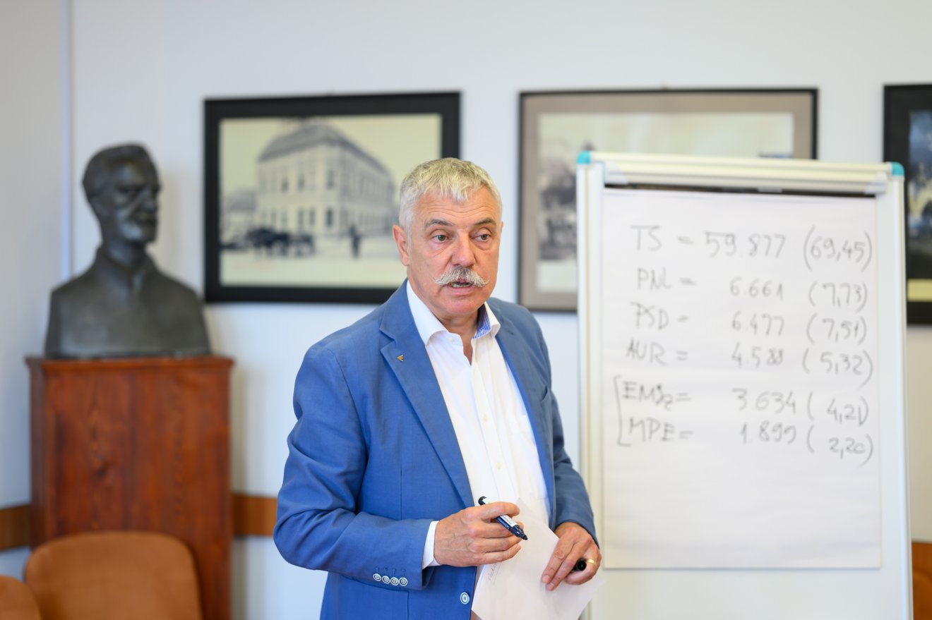 Tamás Sándor úgy véli, a két kisebbik magyar párt együtt elérhette volna az 5 százalékot •  Fotó: Dénes Botond