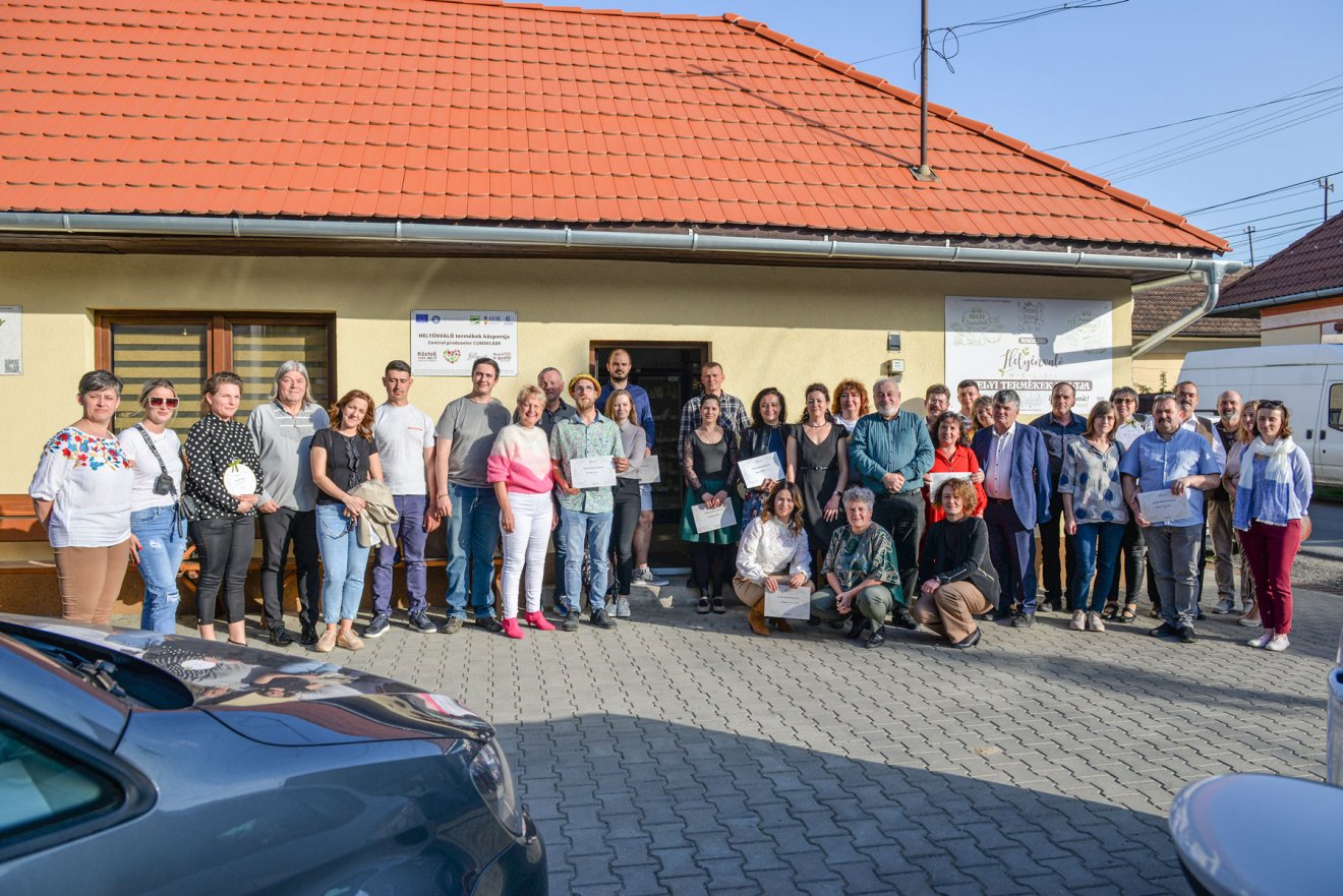 •  Fotó: REL-kampány