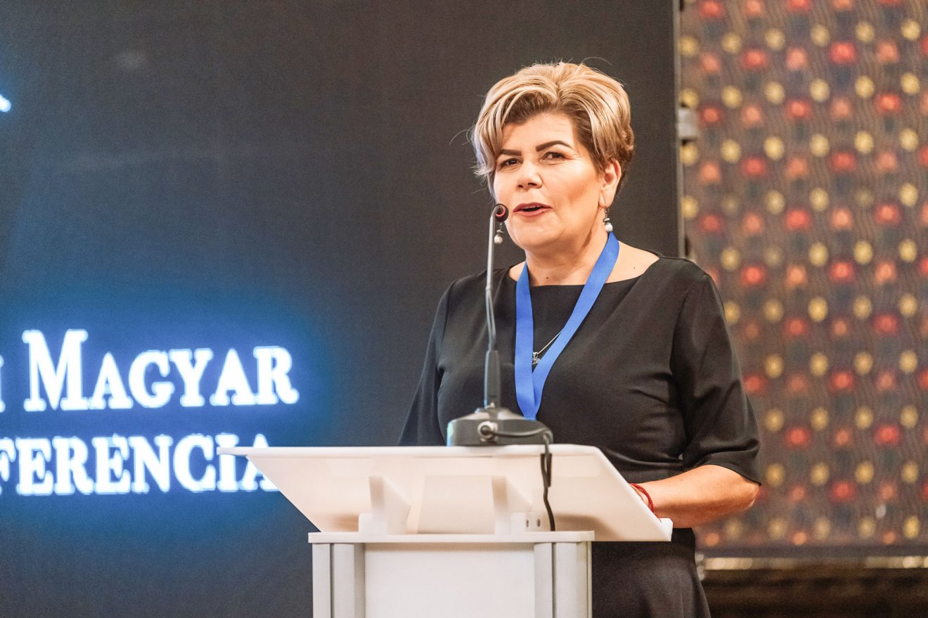 Besenyei Sarolta büszke a Kárpát-medencei Magyar Vállalkozói Konferencia megszervezésére •  Fotó: St. Georgius Manager Club
