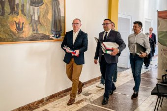 Iktatta jelölési dokumentációját Korodi Attila és csapata