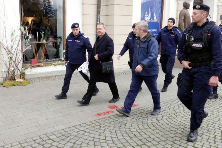 Magyarellenes megmozdulás Sepsiszentgyörgyön: gyűlölködni jöttek, bírsággal távoztak