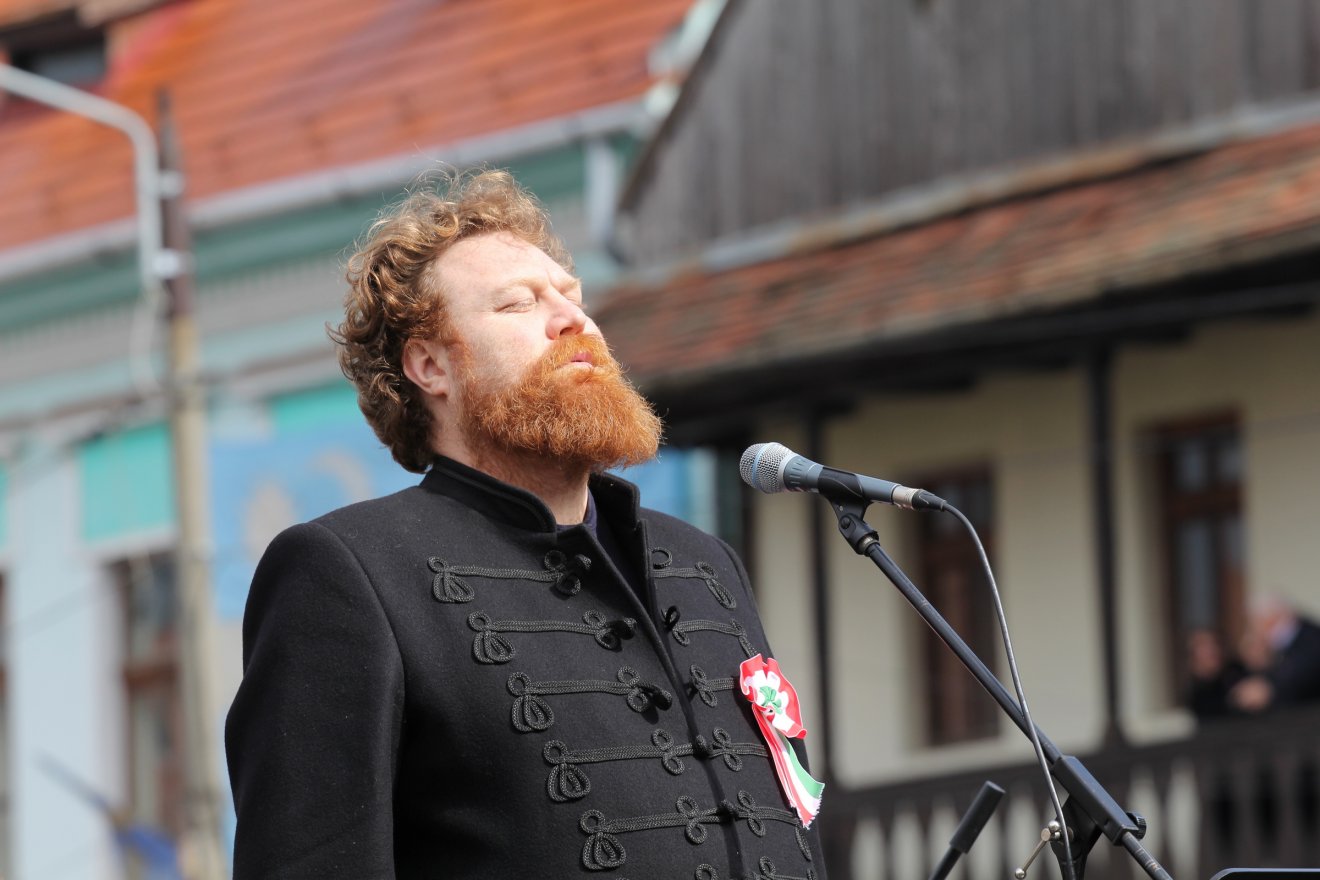Molnár Levente operaénekes •  Fotó: Kocsis Károly