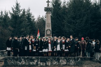 Megemlékezés a Nyergestetőn már a nemzeti ünnep előtt egy nappal