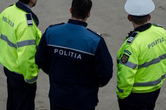 A nap hőseiként ünneplik azt a három rendőrt, akik megtalálták az erdőben a kétéves kisfiút