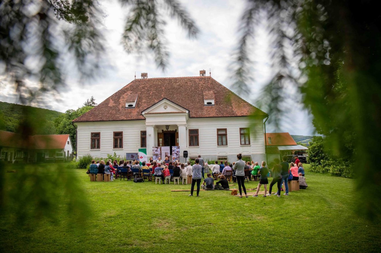 Az előadássorozatnak a Haszmann Pál Múzeum ad otthont •  Fotó: Kocsis B. János