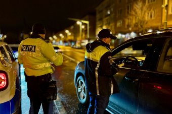 Tiltott szer hatása alatt vezethetett egy fiatal, egy másik ittasan ült volán mögé