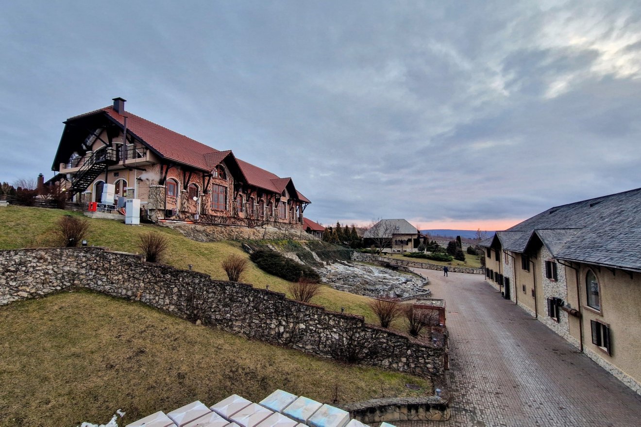 A várhelyi Vartely pincészet •  Fotó: Kocsis Károly