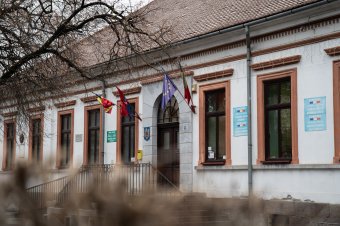 Íme, ezek a kérdések foglalkoztatják az uzoniakat