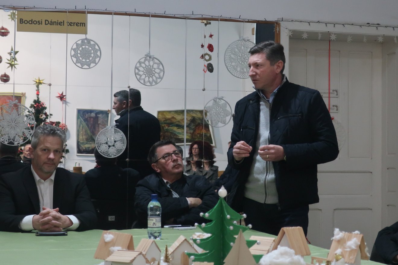 Gál Károly parlementi képviselő szerint Baróton van remény a jobbra •  Fotó: Böjte Ferenc