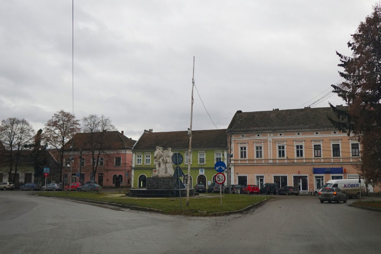 Ki fog nyerni Baróton? •  Fotó: Farkas Orsolya