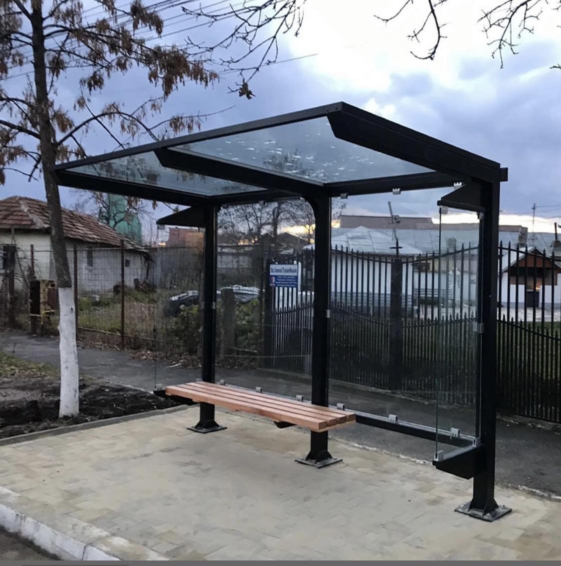 Az egyik kezdeményezés fedett buszmegállók elhelyezését célozza •  Fotó: bp.kezdi.ro