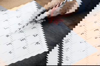 Három extra szabadnap a közalkalmazottaknak jövőben, mutatjuk, hogy mikor