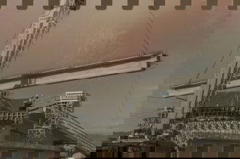 Hogyan készült? Videóösszefoglaló a vasúti felüljáró újjáépítéséről