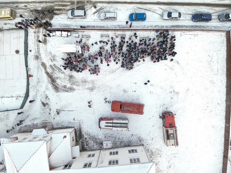 Ahol már nem csak a tűzoltók, de a diákok is tudják, hogy mit kell tenni földrengéskor