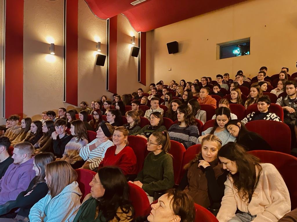 Több száz diák regisztrált a háromnapos eseményre •  Fotó: Farkas Orsolya