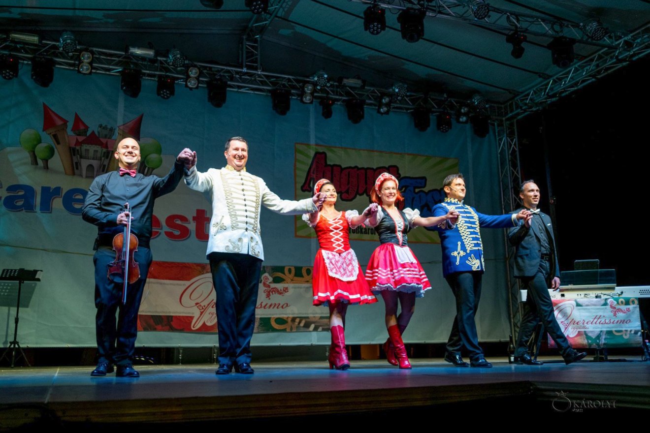 •  Fotó: Operettissimo