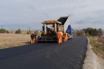 Aszfalt van, minőség nincs – pattanásig feszültek az idegek a baróti tanácsülésen