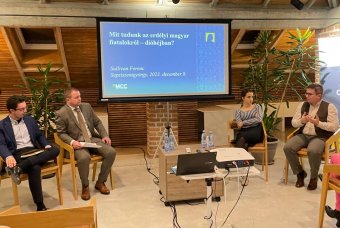 Szorult helyzetben az erdélyi ifjúság: mély szakadék választja el a tettvágyat a megvalósítástól