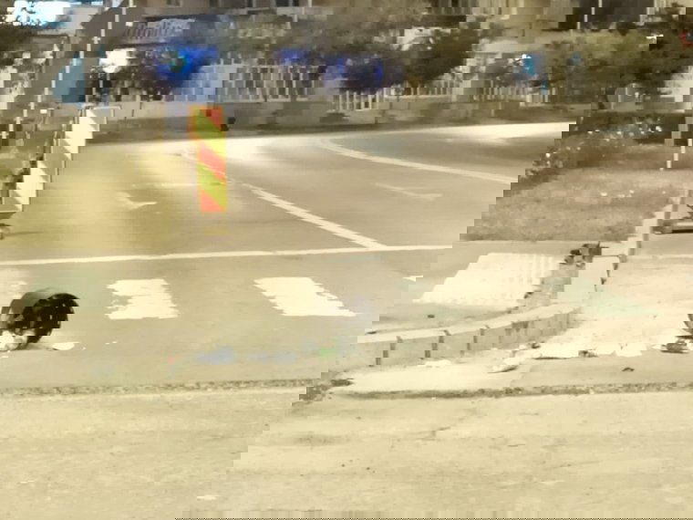Utcai szemeteskukákat rongáltak meg Sepsiszentgyörgyön