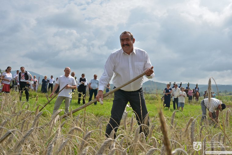 Orbán Árpád: „felelősek vagyunk egymásért. A REL célja közösen megmaradni” (x)