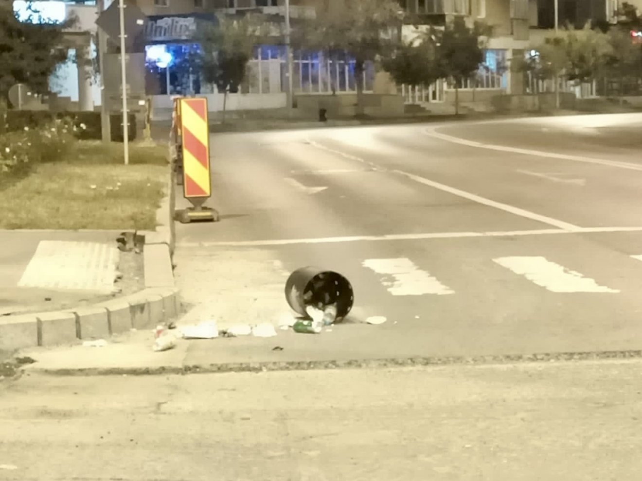 A rongálás nyomai. Feljelentést tettek •  Fotó: Tega Rt.
