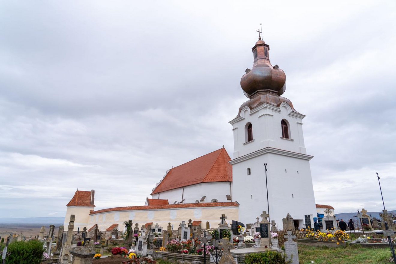 A barokk műemléktemplom teljesen megújult •  Fotó: Tamás Sándor/Facebook