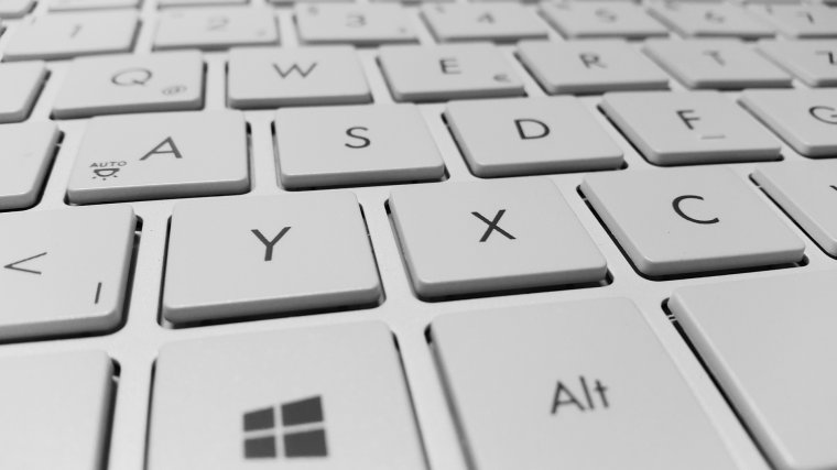 A digitalizáció kiterjesztésével nő a bürokrácia is, ennek ellenszerét keresi a kormány
