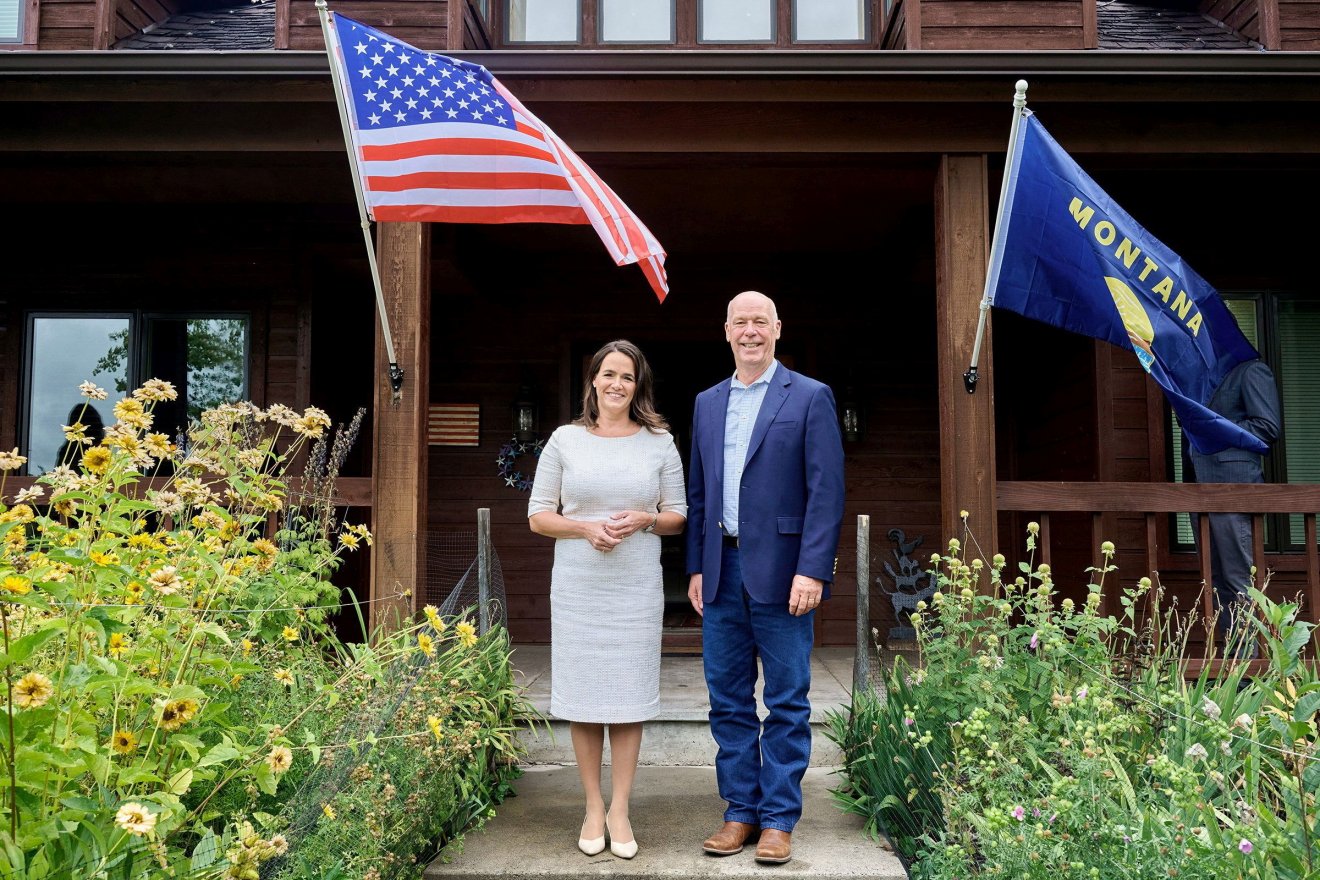 Magyarország köztársasági elnöke és Greg Gianforte, Montana állam kormányzójának találkozója Montanában szeptember 22-én. A találkozón elhangzott, hogy „egy nemzet csak akkor erős, ha a családok erősek” •  Fotó: MTI/Sándor-palota/Bartos Gyula