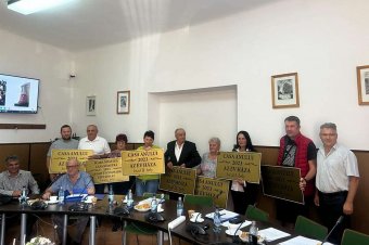 Díjazták a legmutatósabb kovásznai portákat, tömbházat