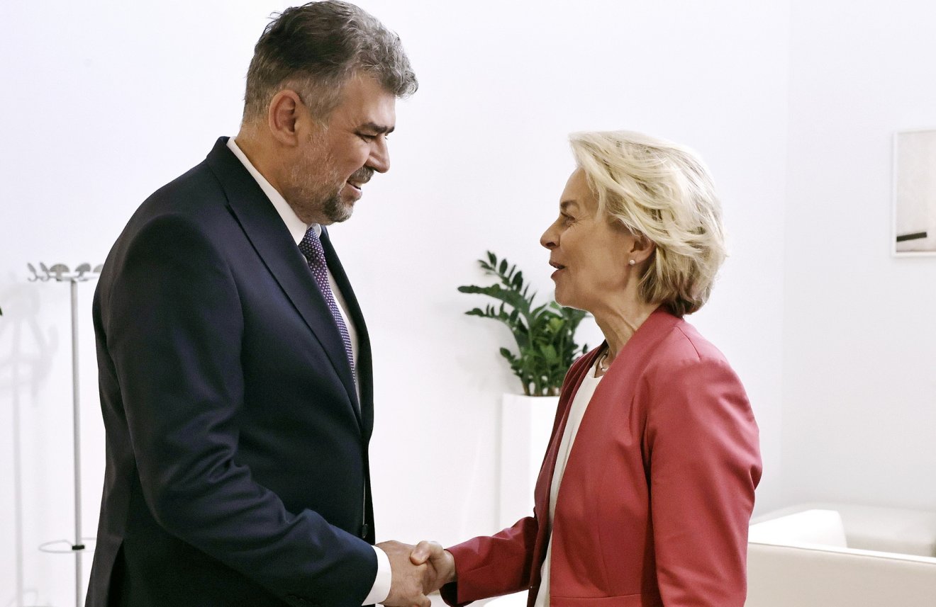 Marcel Ciolacu román miniszterelnök és Ursula Von der Leyen, az Európai Bizottság elnöke. Brüsszelben tárgyaltak •  Fotó: Gov.ro