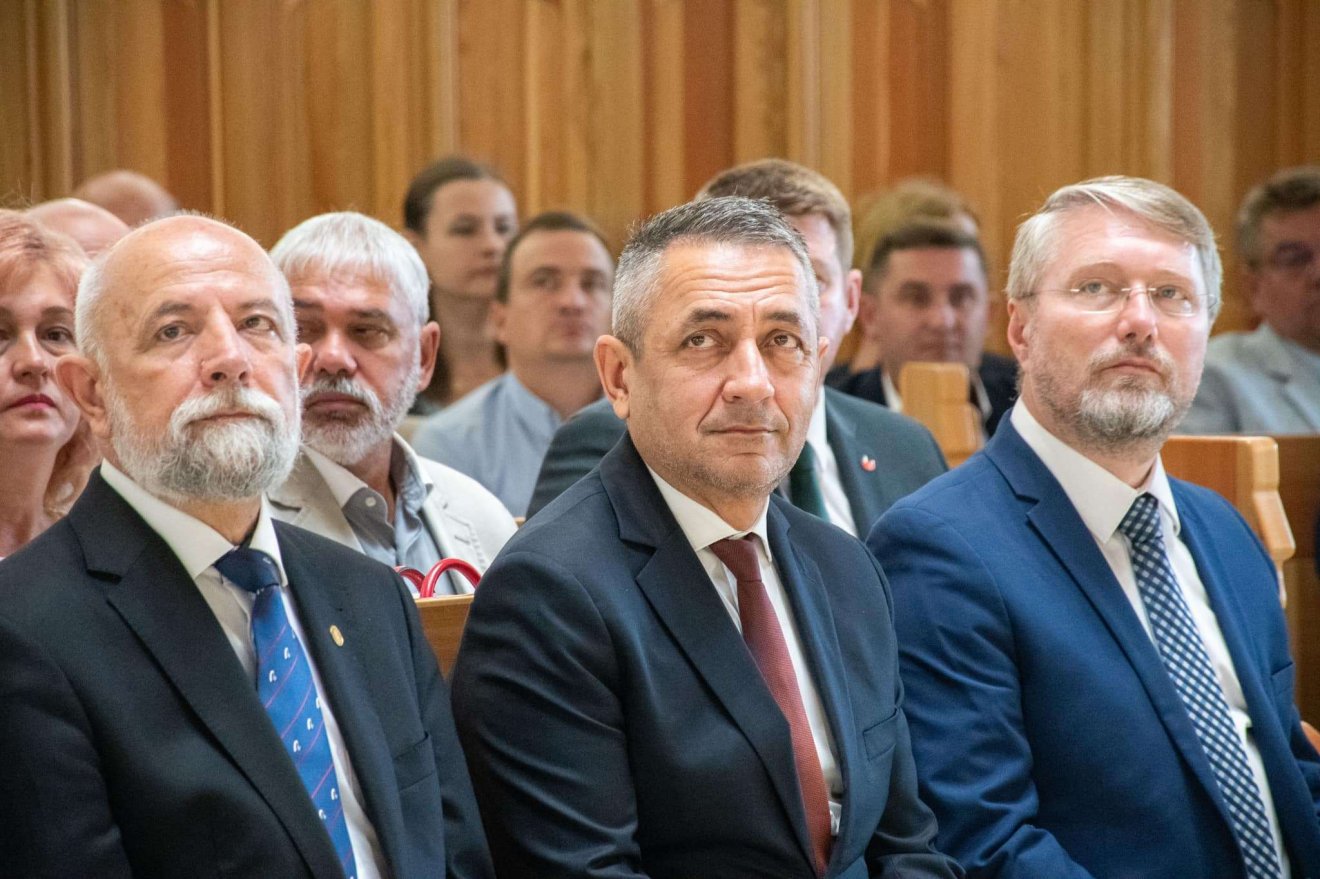 •  Fotó: Potápi Árpád János Facebook-oldala