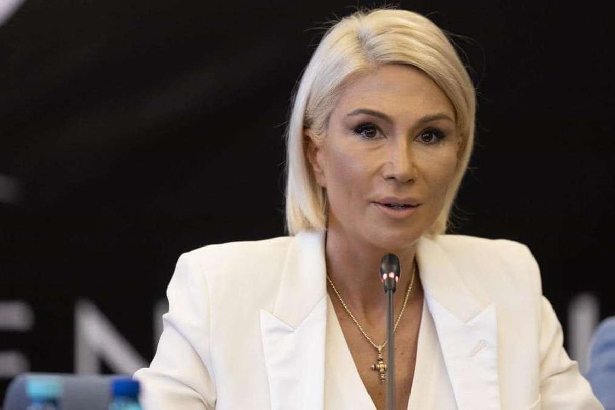 Hűséget fogadott. Raluca Turcan szerint aki kilép a koalícióból, az veszít •  Fotó: Raluca Turcan Facebook-oldala