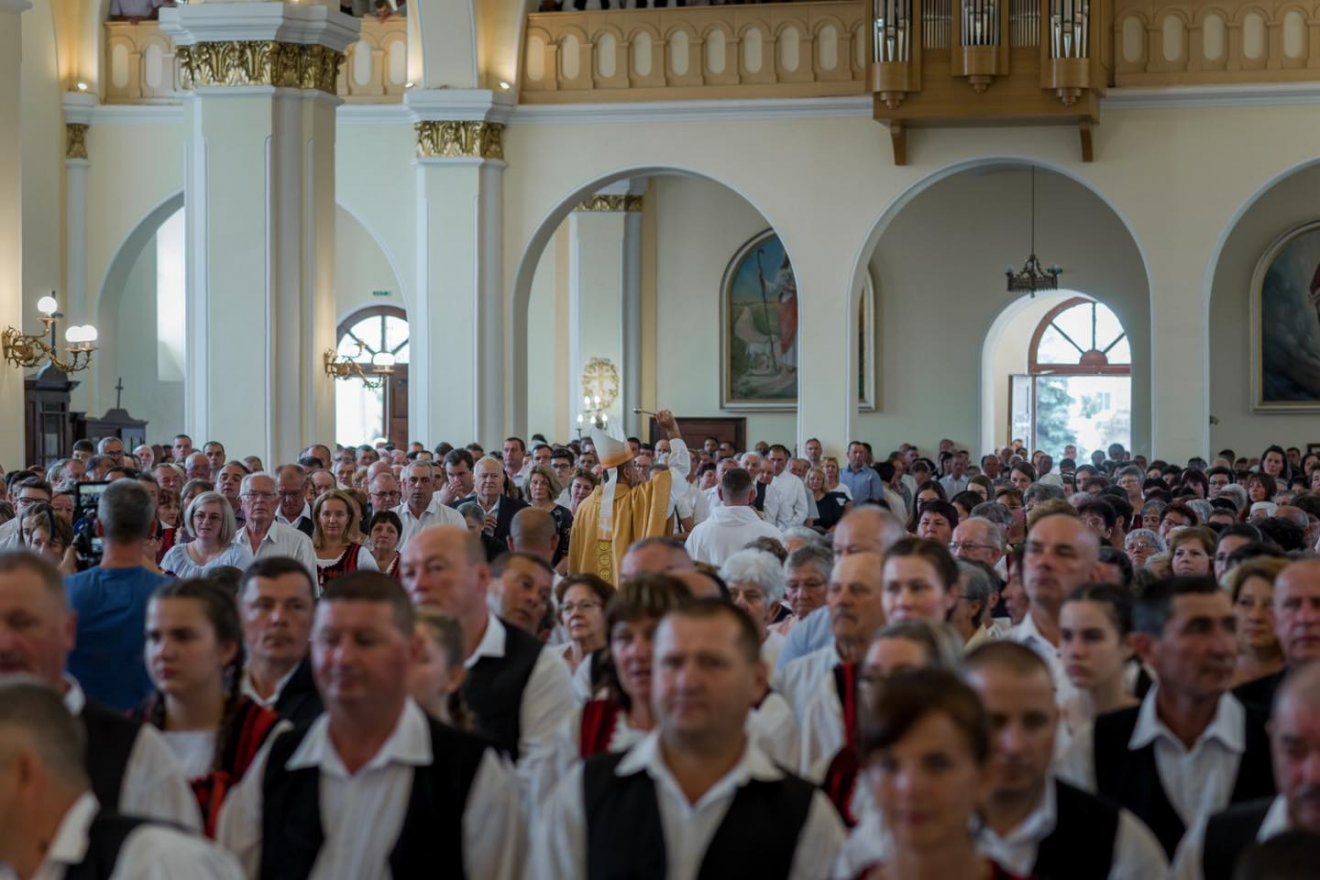 •  Fotó: Facebook/Szent Kereszt Megtalálása Plébánia, Zetelaka
