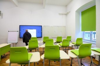 Tantermekben a „nagy testvér”: így kevesebb a zaklatás