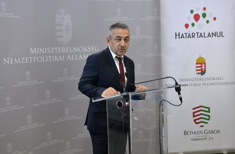 Potápi Árpád János: magyar fiatalok nélkül nincs magyar jövő