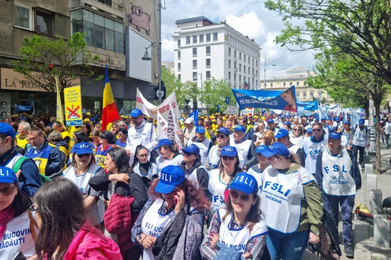 Vasárnap tárgyalna a tanügyi szakszervezetekkel Nicolae Ciucă kormányfő