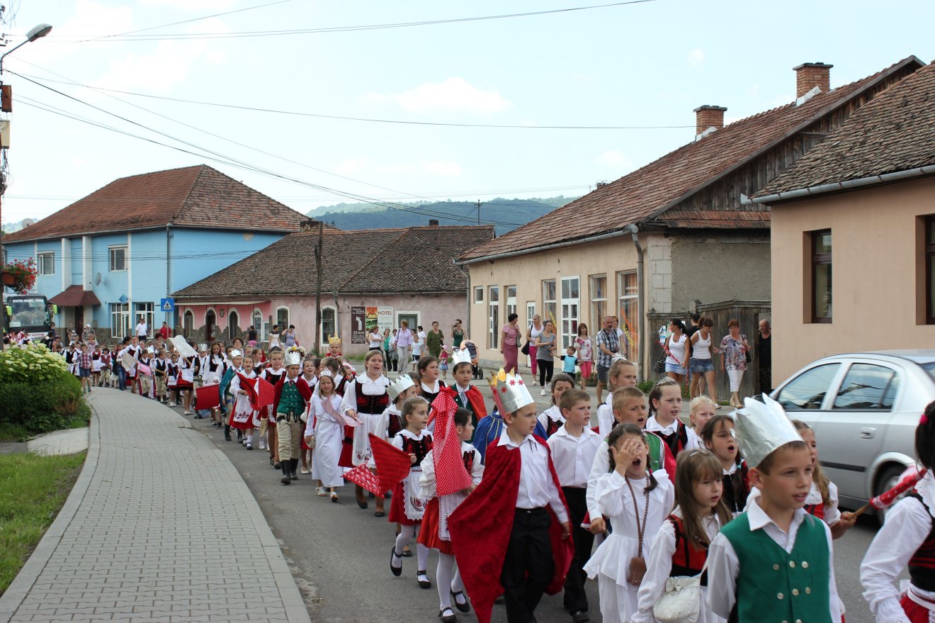 Parajdi hesspávázók (2014) •  Fotó: Barabás László archívuma