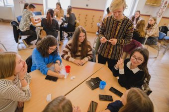 Pénzügy és vállalkozástan érdekli az erdélyi diákokat