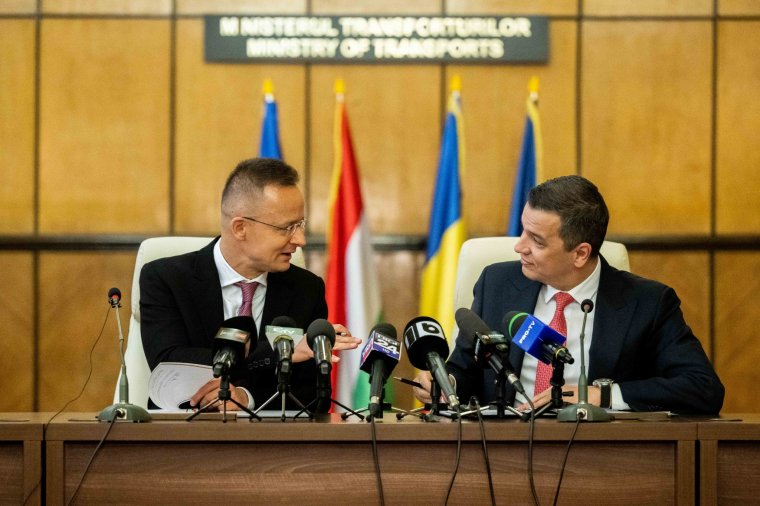 Szijjártó: stratégiai érdek a Magyarország és Románia közötti együttműködés