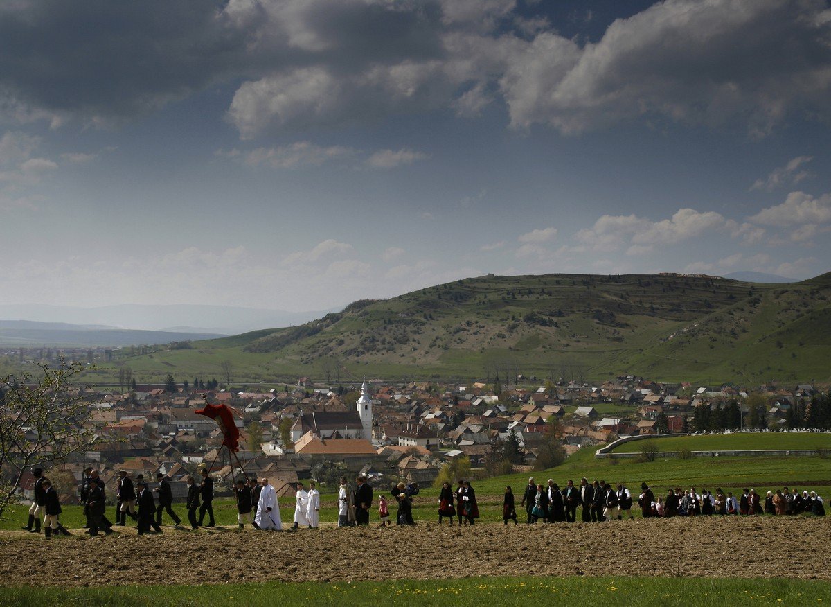Búzaszentelés Csíkszentdomokoson 2009-ben •  Fotó: Balázs Ödön