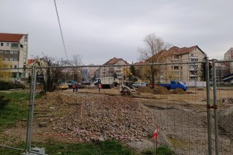 Részleges útlezárás a Decemberi forradalom utcában