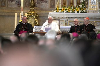 Az erdélyi magyar sajtóban is ráharaptak a „magyar pápaesélyekről” szóló „hírre”