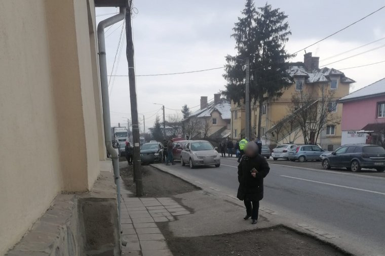 Autók ütköztek Madéfalván