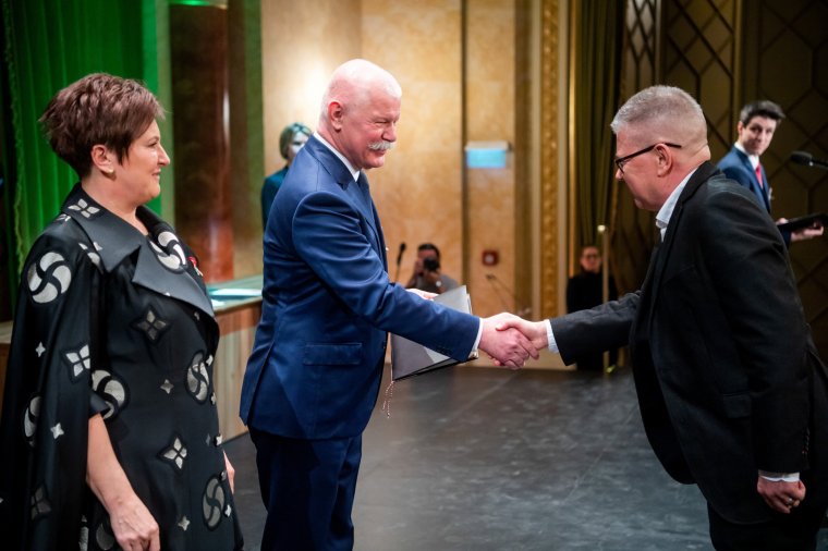 Fekete Vince, Lövétei Lázár László és Sántha Attila is magyar állami kitüntetésben részesült