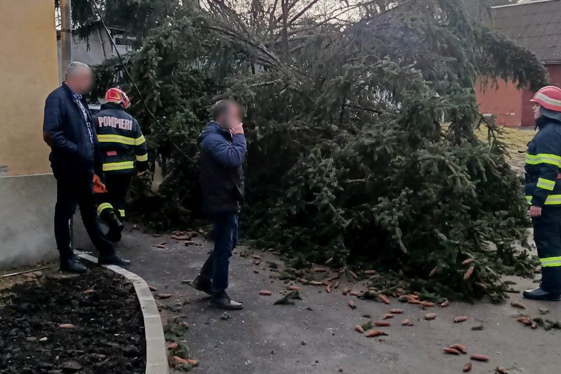 •  Fotó: Hargita megyei tűzoltóság